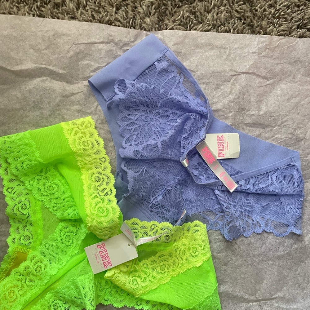 NWT Pink Victoria’s Secret low rise Cheekster panties (set of 2) size S